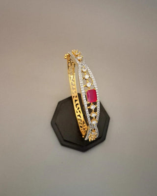 Zevarly Radhika Red Alluring Openable AD Bracelet