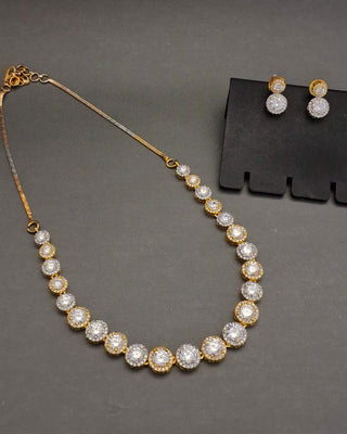 Zevarly Zaina Pearl Bridal Necklace