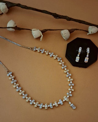 Zevarly Yuvika Channel Radiance Necklace Set