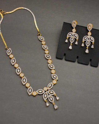 Zevarly Tanisha Pearl Necklace Set