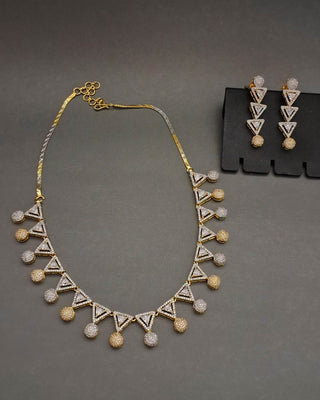 Zevarly Yamika Pearl Necklace Set